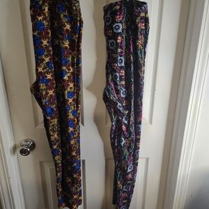 2 LuLaRoe Vibrant Floral Leggings
